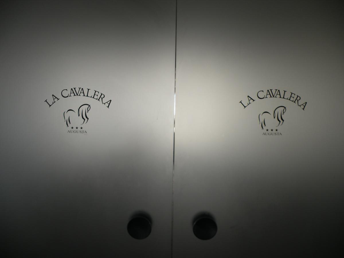 Hotel La Cavalera Augusta Exteriér fotografie